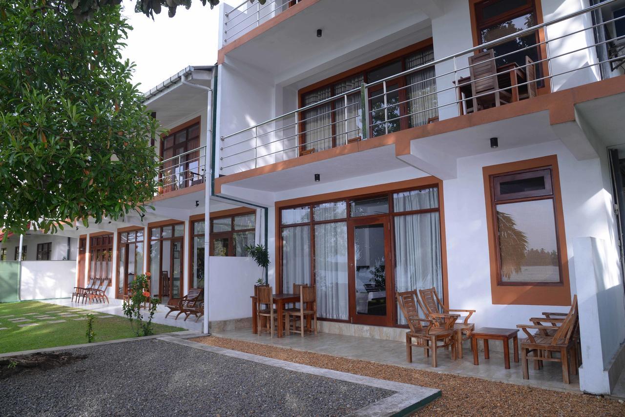 Riverside Inn Fuji Bentota Zewnętrze zdjęcie